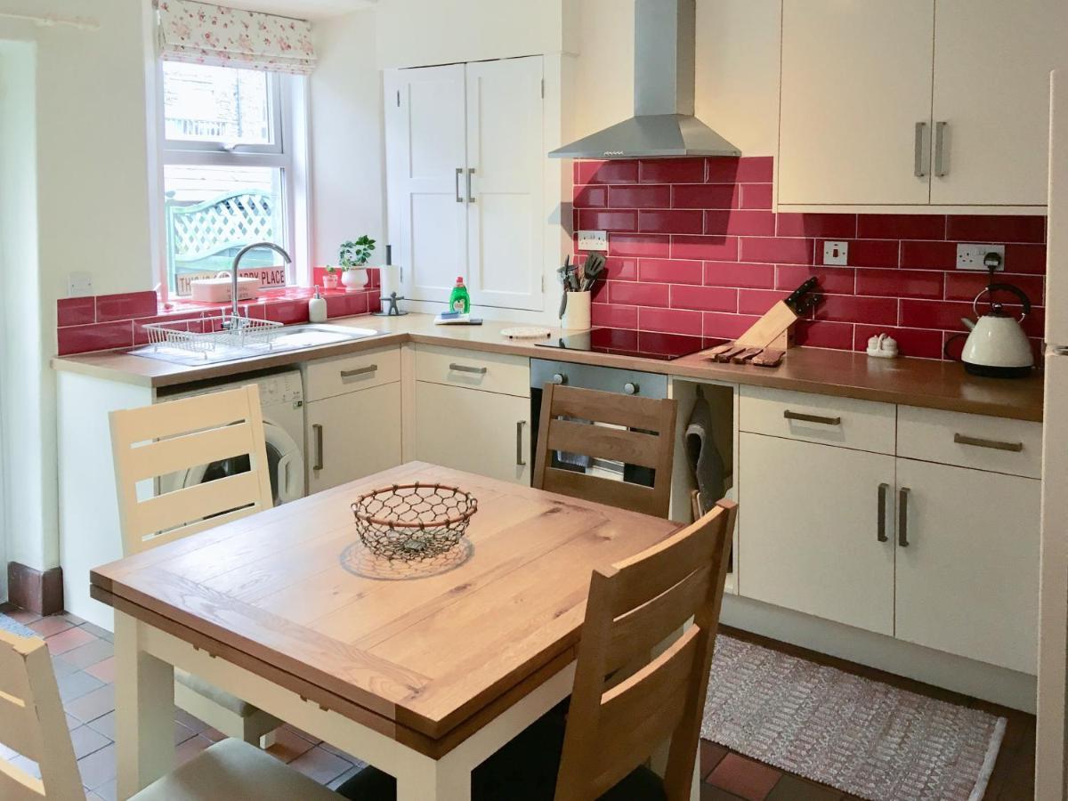 Acorn Cottage Bowness-on-Windermere Extérieur photo